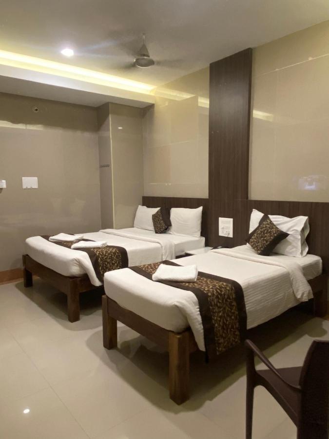 Hotel Sivas Regency Theni Esterno foto