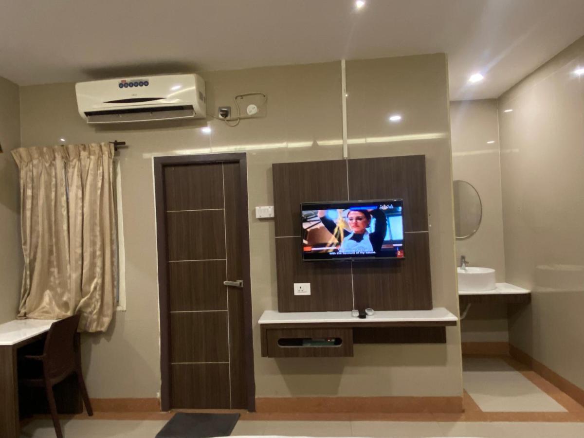 Hotel Sivas Regency Theni Esterno foto