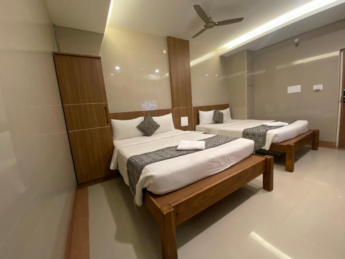 Hotel Sivas Regency Theni Esterno foto